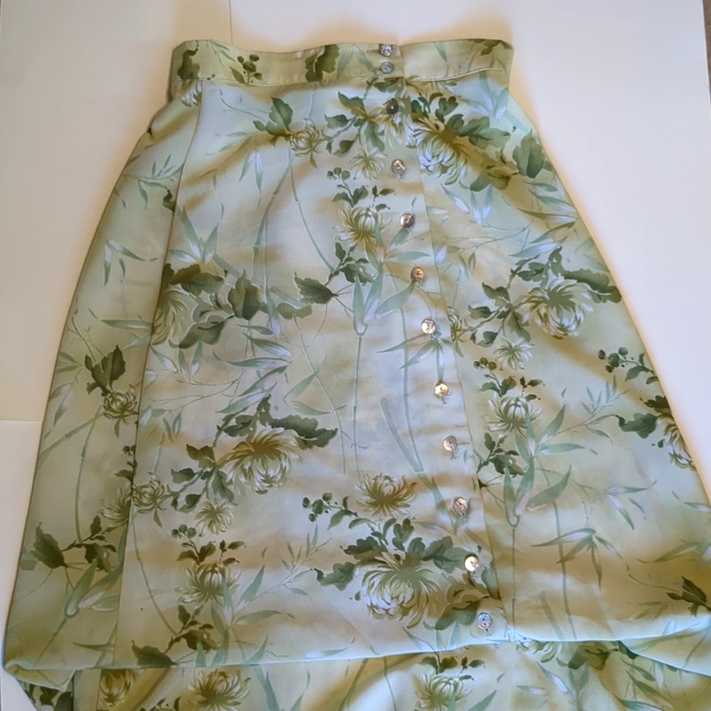 Vintage St. Marteen Gorgeous Sage Green Floral Button-Up Maxi Skirt Medium